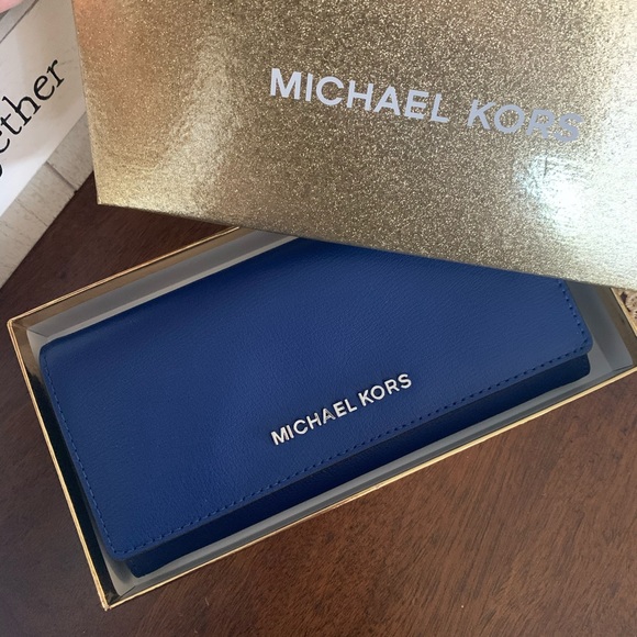 Michael Kors Handbags - Last one 🦋new MK wallet